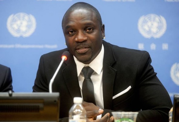 Akon-Solar-Electricity-in-Africa-image-2-590x400