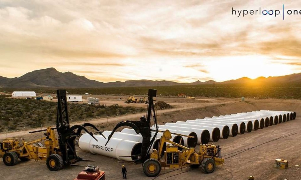 Hyperloop-One-setting-up-for-test-1020x610