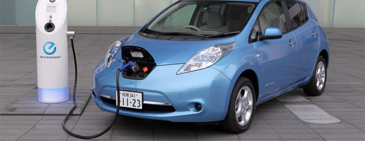Nissan-Leaf