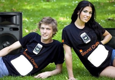 orange-t-shirts-to-charge-phones-1-thumb-450x277