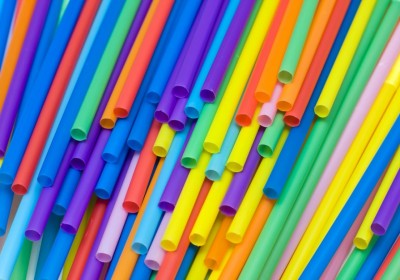 234_straw-940x626