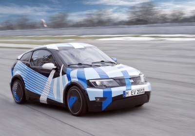 Visio M car (Mute) auf der BMW Teststrecke in Aschheim
Foto: Andreas Heddergott; Simon Rauchbart / Verwendung frei fuer die Berichterstattung ueber die TU Muenchen unter Nennung des Copyrights
