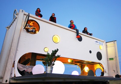 Átalakítható konténer