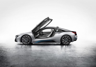 bmwi8uj2