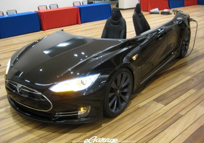 teslaasztal1