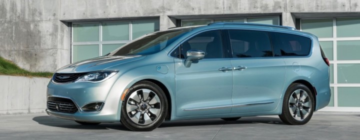 2017-Chrysler-Pacifica-Hybrid-1020x610
