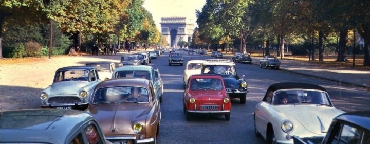 OldCarsParis-889x475